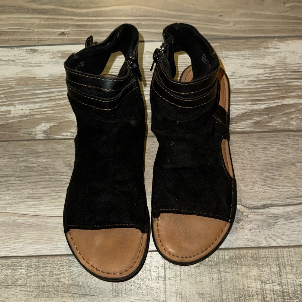 BOC Black suede Bootie/sandals.